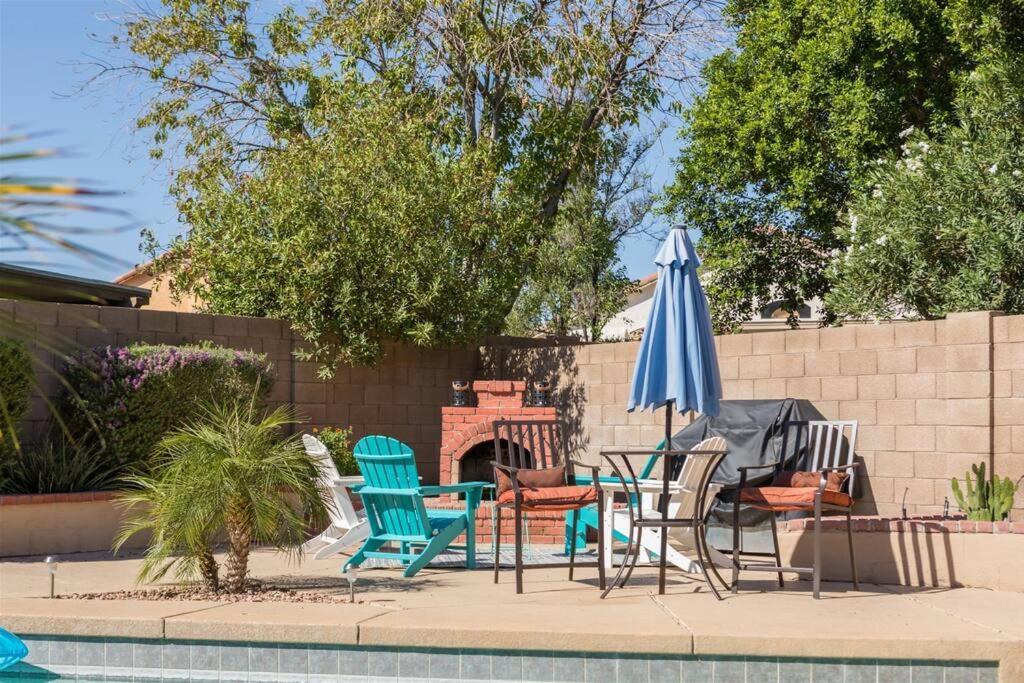 Private Paradise With Pool Heater, Spa, Billiards Avondale Exteriör bild