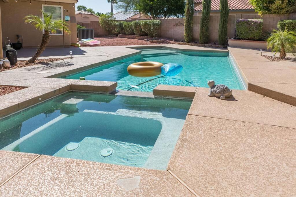 Private Paradise With Pool Heater, Spa, Billiards Avondale Exteriör bild